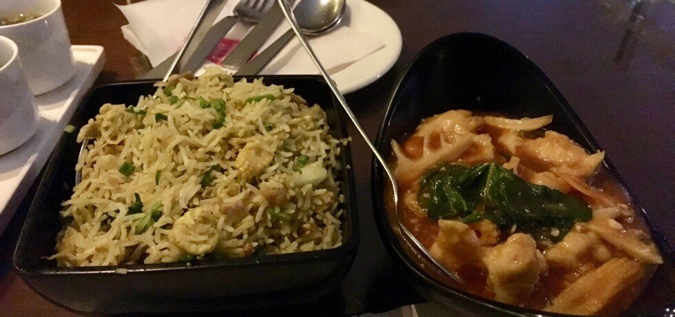 Jakarta Fried Rice & Sliced Chicken in Hot Garlic Sauce